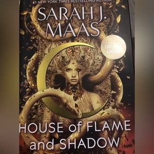 Barnes & Noble Edition Crescent City 3